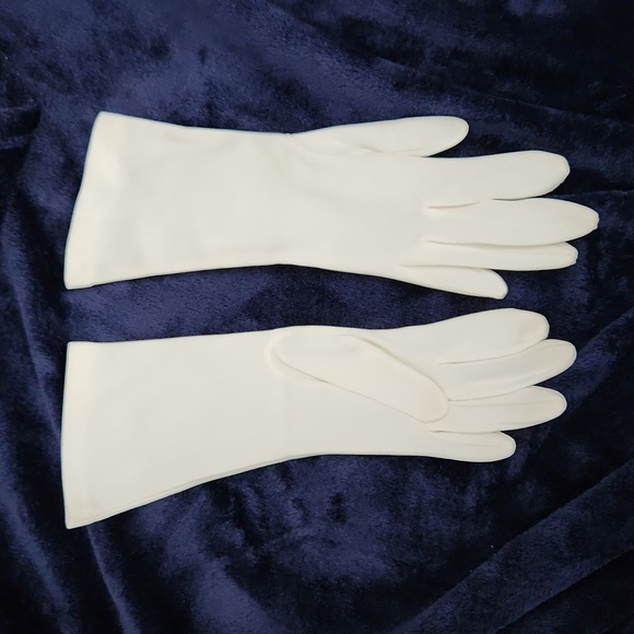 Vintage fancy gloves - Picture 2 of 5